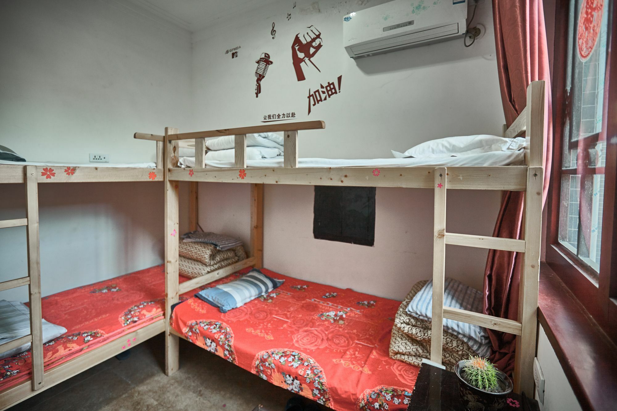 Pingyao Lefeng Youth Hostel - Ancient Town Buitenkant foto